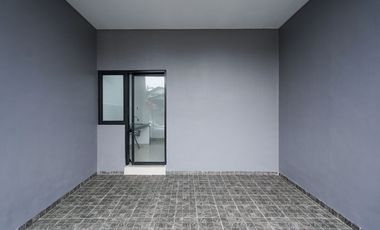 Rumah LB 110 Hadap Timur 15 menit ke Summarecon Mall Bekasi J-41577