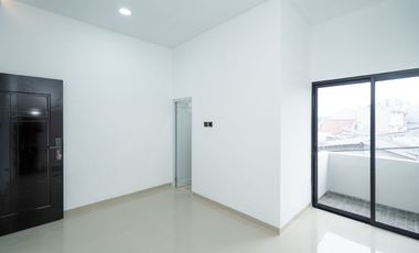 Rumah LB 110 Hadap Timur 15 menit ke Summarecon Mall Bekasi J-41577
