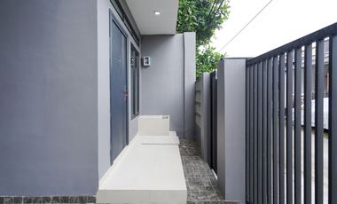 Rumah LB 110 Hadap Timur 15 menit ke Summarecon Mall Bekasi J-41577