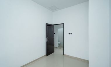 Rumah LB 110 Hadap Timur 15 menit ke Summarecon Mall Bekasi J-41577
