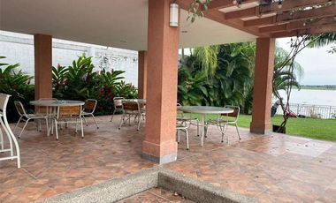 departamento de venta con vista al rio Samborondón