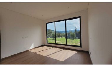 Venta o Alquiler  de Casa Campestre en el Retiro sector Fizebad