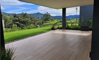 Venta o Alquiler  de Casa Campestre en el Retiro sector Fizebad