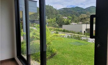 Venta o Alquiler  de Casa Campestre en el Retiro sector Fizebad