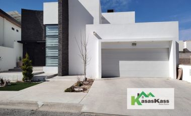 Residencia en Venta en Mision de Los Lagos