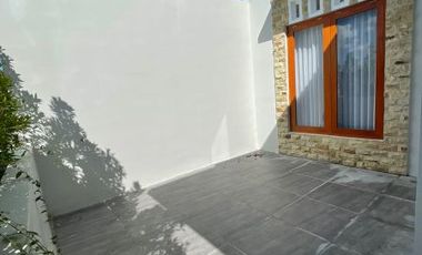 SALE, RUMAH SPEK MEWAH SIAP HUNI HANYA 5 MENIT DARI KOTAGEDE