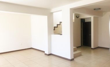 Casa en Renta en Residencial La Virgen