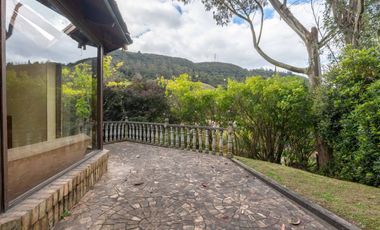 casa en venta en la calera. Cod V6401