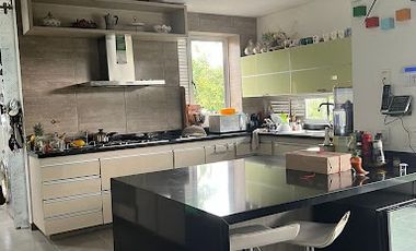 VENTA de CASAS en SABANETA