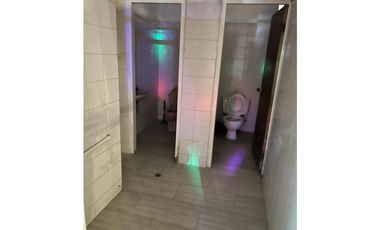 se arrienda local con  apartamento