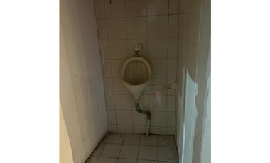 se arrienda local con  apartamento