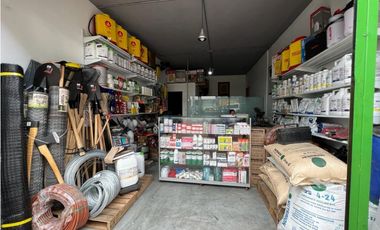 se arrienda local con  apartamento