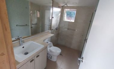 apartamento en arriendo en el poblado  vegas de catay. Cod A214819