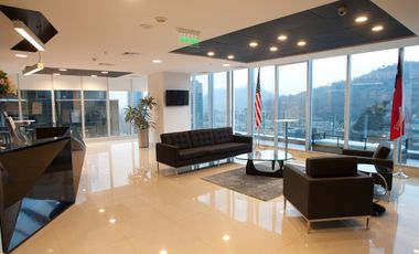 Oficina  en pleno centro financiero, El Golf 0,55 UF x m2