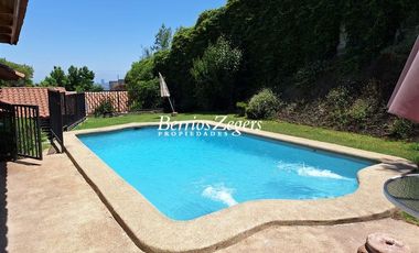 Casa en Arriendo en Colina Miravalle
