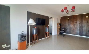 CUATRO AMBIENTES- PISO ALTO - OPORTUNIDAD