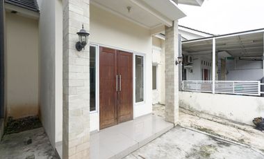 Rumah Hadap Utara 16 Menit ke Mal Pekayon Dibantu KPR J-40128