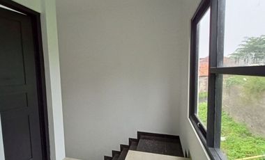 Jual rumah murah di pusat kota cimahi bandung barat cipageran dkt GA TOL Baros