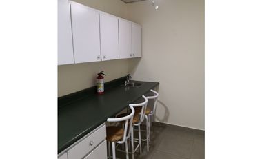 SE VENDE LOCAL EN BETANIA VIA PRINCIPAL