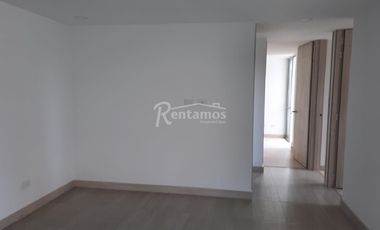 apartamento en venta en loma el carmelo. Cod V776503