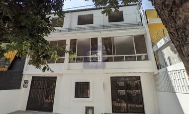 COD. 11044 - SE ARRIENDA CASA - BARRIO: EL PRADO