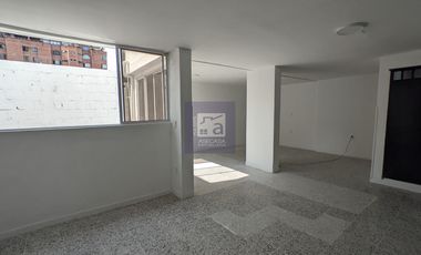 COD. 11044 - SE ARRIENDA CASA - BARRIO: EL PRADO