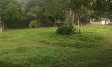 finca en arriendo en via baranoa. Cod A2700