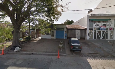 Excelente lote doble de 917 mts2 sobre Avda Pte Peron Villa Luzuriaga