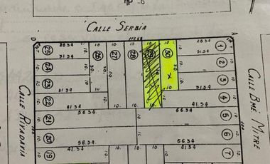 Un lote en Villars sobre pavimento.