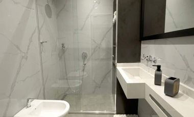 BALCARCE al 200, SAN TELMO. Alquiler temporario de 2 amplios ambientes de alta categoria.