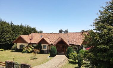 Linda casa en Condominio a las afueras de Victoria
