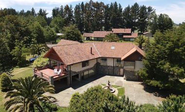 Linda casa en Condominio a las afueras de Victoria