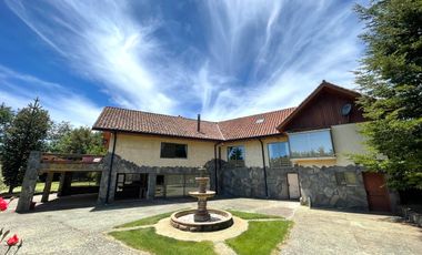 Linda casa en Condominio a las afueras de Victoria