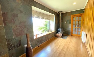 Linda casa en Condominio a las afueras de Victoria