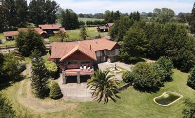 Linda casa en Condominio a las afueras de Victoria