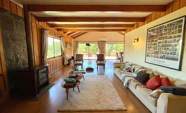Linda casa en Condominio a las afueras de Victoria