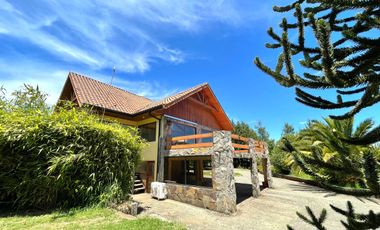 Linda casa en Condominio a las afueras de Victoria
