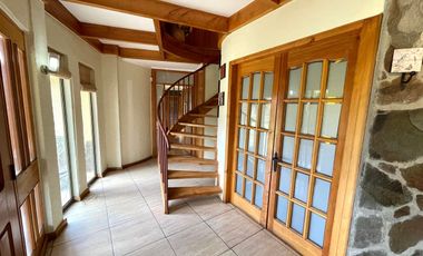 Linda casa en Condominio a las afueras de Victoria