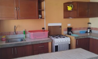 Acogedora Casa con hermosas vistas en Ballenita