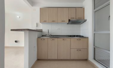 apartamento en arriendo en prados del este. Cod A21434