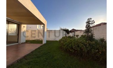 Se arrienda casa en Rosario de Peñuelas