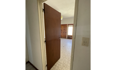 departamento 4 ambientes sobre diagonal San Martin