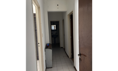 departamento 4 ambientes sobre diagonal San Martin