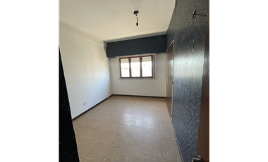 departamento 4 ambientes sobre diagonal San Martin