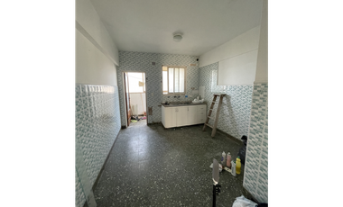 departamento 4 ambientes sobre diagonal San Martin