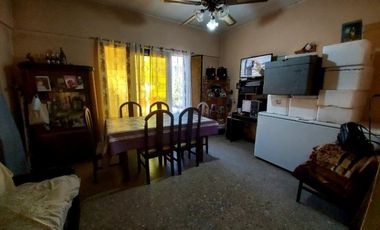 CASA 4 AMBIENTES MORON SUR