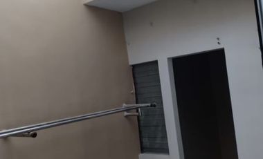 Rumah Dijual/Sewa La Diva Menganti Gresik DN