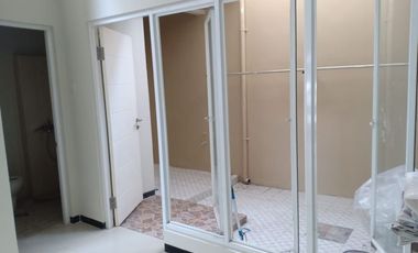 Rumah Dijual/Sewa La Diva Menganti Gresik DN