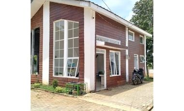 Di jual rumah DP murah, siap huni dan dekat tol di Cimuning