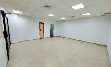 alquilo local en plaza mirage el dorado Gran oportunidad